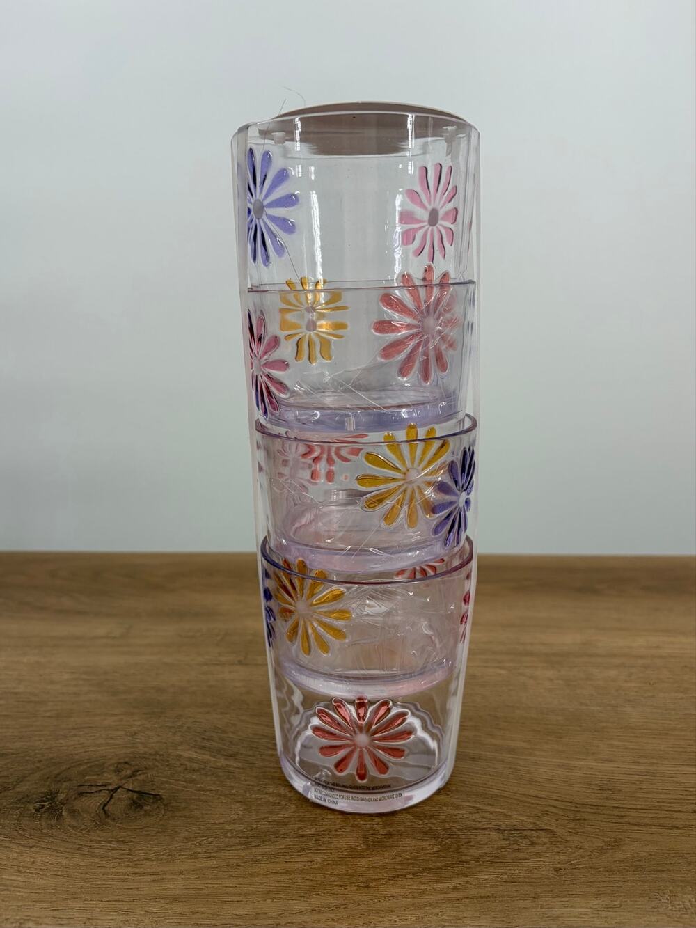 NEW Rachel Ashwell The Farmhouse Retro Floral Daisy Acrylic Glasses Set of 4